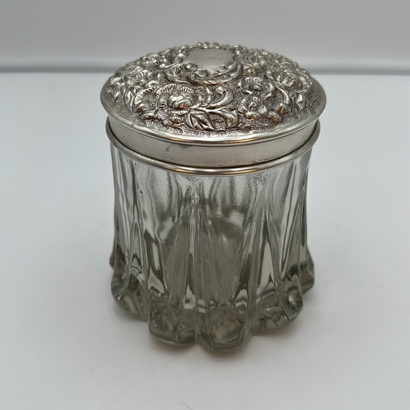 Victorian Trading Company Glass Dresser Jar with Sterling Lid - Picture 8 of 15